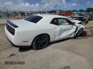 ✅ 2020 Dodge Challenger R/T • VIN: 2C3CDZBT7LH189697 • Lot: 69996484. Wystawiony na Copart z przebiegiem 47 902 mil. Bezpłatny archiwum sprzedaży aukcyjnych z USA i szczegółowy raport historii pojazdu na DreamBid. Zdjęcie 3.