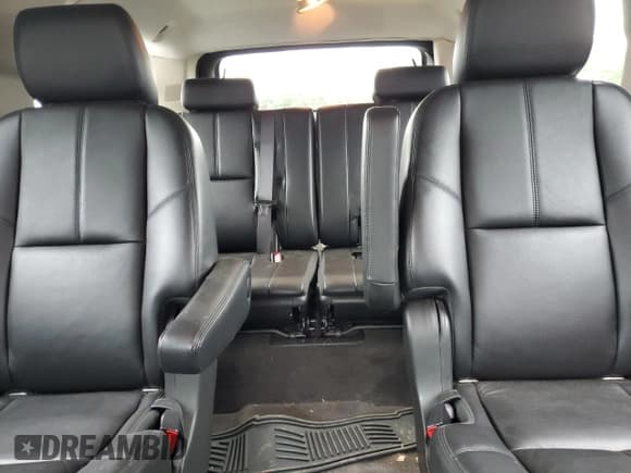 ✅ 2012 Chevrolet Suburban • VIN: 1GNWKMEG9CR255514 • Lot: 68706005. Listed on Copart with 60,619 mi. Free auction sales archive from the USA and detailed vehicle history report at DreamBid. Image 10.