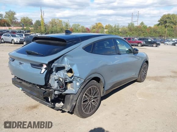 ✅ 2024 Ford Mustang Mach-E Premium • VIN: 3FMTK3SU7RMA23712 • Lot: 43522188. Listed on IAAI with 18,481 mi. Free auction sales archive from the USA and detailed vehicle history report at DreamBid. Image 20.