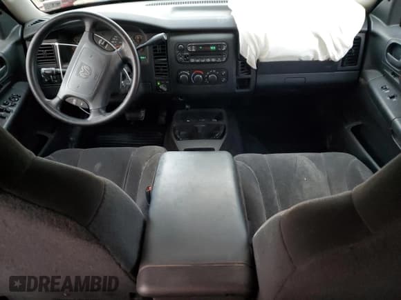 ✅ 2004 Dodge Dakota SLT • VIN: 1D7HG48N34S691479 • Lot: 86846474. Wystawiony na Copart z przebiegiem 125 445 mil. Bezpłatny archiwum sprzedaży aukcyjnych z USA i szczegółowy raport historii pojazdu na DreamBid. Zdjęcie 8.