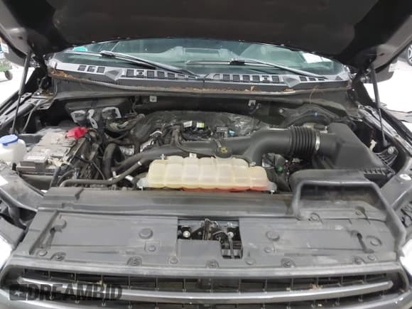 ✅ 2019 Ford F-150 XL • VIN: 1FTEW1EP8KFA56946 • Lot: 42889206. Wystawiony na IAAI z przebiegiem 57 893 mil. Bezpłatny archiwum sprzedaży aukcyjnych z USA i szczegółowy raport historii pojazdu na DreamBid. Zdjęcie 10.