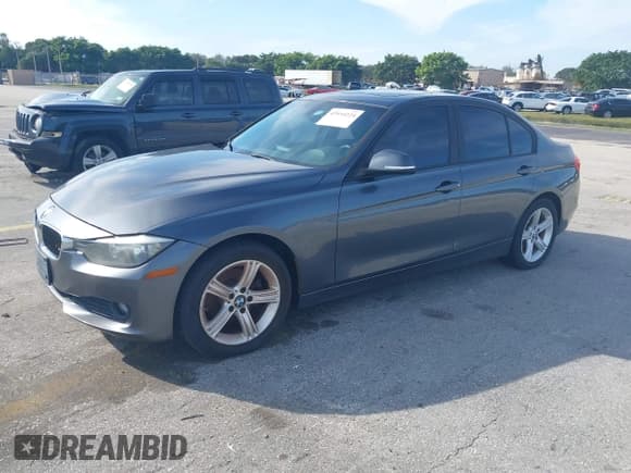 ✅ 2015 BMW 3 Series 328d • VIN: WBA3D3C59FK158339 • Лот: 43934224. Опубликован ранее на IAAI с пробегом 130 122 миль. Бесплатный доступ к архиву аукционных продаж из США и подробный отчёт об истории автомобиля на DreamBid. Изображение 17.