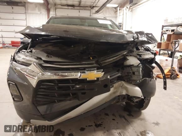 ✅ 2022 Chevrolet Blazer LT • VIN: 3GNKBHR4XNS189027 • Лот: 43516616. Опубликован ранее на IAAI с пробегом 35 913 миль. Бесплатный доступ к архиву аукционных продаж из США и подробный отчёт об истории автомобиля на DreamBid. Изображение 6.