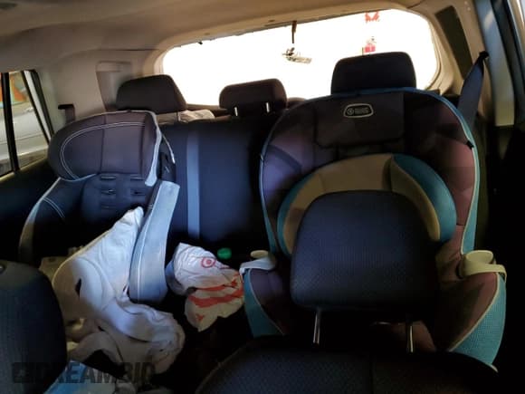 ✅ 2009 Scion xB • VIN: JTLKE50E891078881 • Лот: 54718165. Опубликован ранее на Copart с пробегом Не указан. Бесплатный доступ к архиву аукционных продаж из США и подробный отчёт об истории автомобиля на DreamBid. Изображение 10.