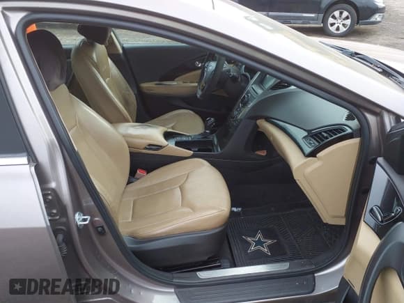 ✅ 2012 Hyundai Azera • VIN: KMHFG4JG5CA187254 • Lot: 43898779. Listed on IAAI with 102,359 mi. Free auction sales archive from the USA and detailed vehicle history report at DreamBid. Image 5.