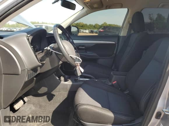 2016 Mitsubishi Outlander SE с VIN JA4AZ3A34GZ045964, выставлен на аукционе Copart как лот 81072095 с пробегом 73 464 миль миль и Списание • Salvage title. История ставок и продаж доступна на DreamBid. Изображение 7.