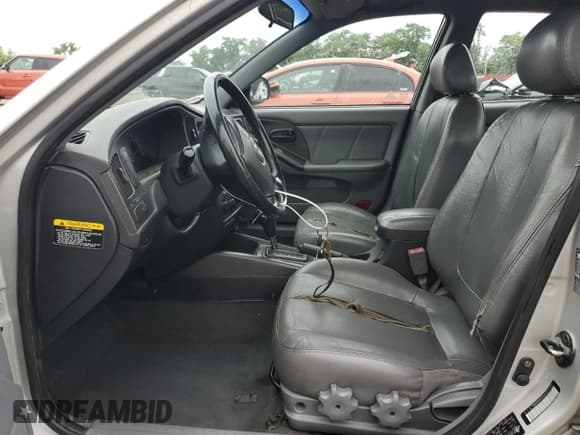 ✅ 2005 Hyundai Elantra GLS • VIN: KMHDN46D05U971225 • Lot: 67379675. Wystawiony na Copart z przebiegiem 266 949 mil. Bezpłatny archiwum sprzedaży aukcyjnych z USA i szczegółowy raport historii pojazdu na DreamBid. Zdjęcie 7.