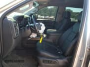 ✅ 2021 Chevrolet Silverado 1500 LT Trail Boss • VIN: 3GCPYFEL2MG423726 • Lot: 58709604. Wystawiony na Copart z przebiegiem 29 297 mil. Bezpłatny archiwum sprzedaży aukcyjnych z USA i szczegółowy raport historii pojazdu na DreamBid. Zdjęcie 7.