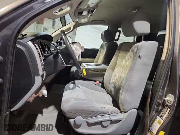 ✅ 2011 Toyota Tundra • VIN: 5TFUM5F19BX024214 • Lot: 93637815. Listed on Copart with 137,062 mi. Free auction sales archive from the USA and detailed vehicle history report at DreamBid. Image 7.