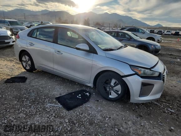 ✅ 2017 Hyundai Ioniq Blue • VIN: KMHC65LC7HU054376 • Lot: 93331125. Listed on Copart with 125,764 mi. Free auction sales archive from the USA and detailed vehicle history report at DreamBid. Image 4.
