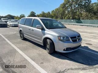 ✅ 2015 Dodge Grand Caravan R/T • VIN: 2C4RDGEGXFR567101 • Лот: 86465315. Опубликован ранее на Copart с пробегом 171 224 миль. Бесплатный доступ к архиву аукционных продаж из США и подробный отчёт об истории автомобиля на DreamBid. Изображение 1.