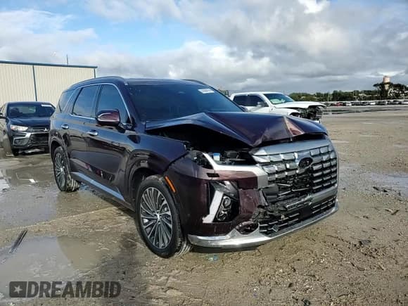✅ 2024 Hyundai Palisade Calligraphy • VIN: KM8R74GE5RU773091 • Lot: 84504794. Listed on Copart with 11,179 mi. Free auction sales archive from the USA and detailed vehicle history report at DreamBid. Image 12.