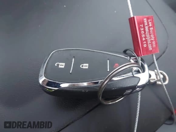 ✅ 2020 Chevrolet Equinox LT • VIN: 3GNAXJEV4LL281423 • Lot: 43740626. Listed on IAAI with 54,576 mi. Free auction sales archive from the USA and detailed vehicle history report at DreamBid. Image 11.