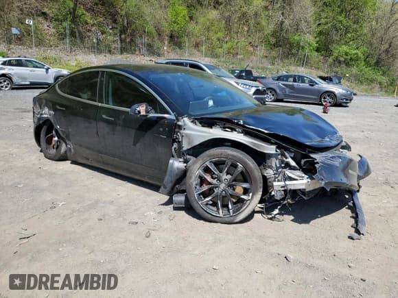 ✅ 2020 Tesla Model 3 Performance • VIN: 5YJ3E1EC8LF746838 • Lot: 54990165. Wystawiony na Copart z przebiegiem 76 704 mil. Bezpłatny archiwum sprzedaży aukcyjnych z USA i szczegółowy raport historii pojazdu na DreamBid. Zdjęcie 4.