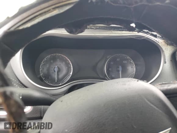 ✅ 2020 Chrysler Pacifica Limited • VIN: 2C4RC1GG2LR286497 • Лот: 80309935. Опубликован ранее на Copart с пробегом Не указан. Бесплатный доступ к архиву аукционных продаж из США и подробный отчёт об истории автомобиля на DreamBid. Изображение 9.