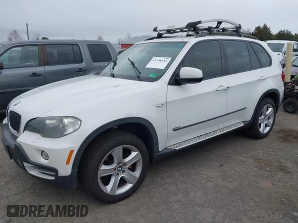 ✅ 2008 BMW X5 3.0si • VIN: 5UXFE43588L006468 • Lot: 43798283. Wystawiony na IAAI z przebiegiem 150 628 mil. Bezpłatny archiwum sprzedaży aukcyjnych z USA i szczegółowy raport historii pojazdu na DreamBid. Zdjęcie 2.