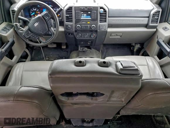 ✅ 2018 Ford F-250 XL • VIN: 1FT7W2A64JEB33926 • Lot: 95089865. Listed on Copart with 229,018 mi. Free auction sales archive from the USA and detailed vehicle history report at DreamBid. Image 8.