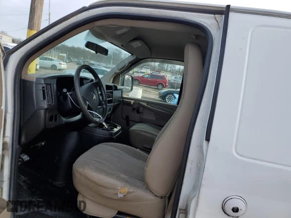 ✅ 2009 Chevrolet Express Cargo • VIN: 1GCGG25C691107005 • Lot: 87734445. Listed on Copart with 184,483 mi. Free auction sales archive from the USA and detailed vehicle history report at DreamBid. Image 7.