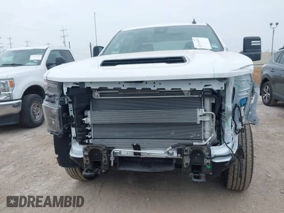 ✅ 2025 Chevrolet Silverado 2500HD LT • VIN: 2GC1KNEY2S1221276 • Лот: 43143439. Опубликован ранее на IAAI с пробегом 4 017 миль. Бесплатный доступ к архиву аукционных продаж из США и подробный отчёт об истории автомобиля на DreamBid. Изображение 13.