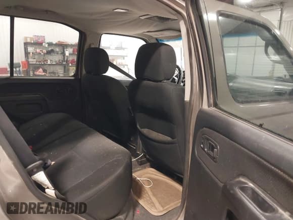 ✅ 2004 Nissan Xterra SE • VIN: 5N1MD28Y54C633461 • Lot: 42035114. Wystawiony na IAAI z przebiegiem 172 073 mil. Bezpłatny archiwum sprzedaży aukcyjnych z USA i szczegółowy raport historii pojazdu na DreamBid. Zdjęcie 8.