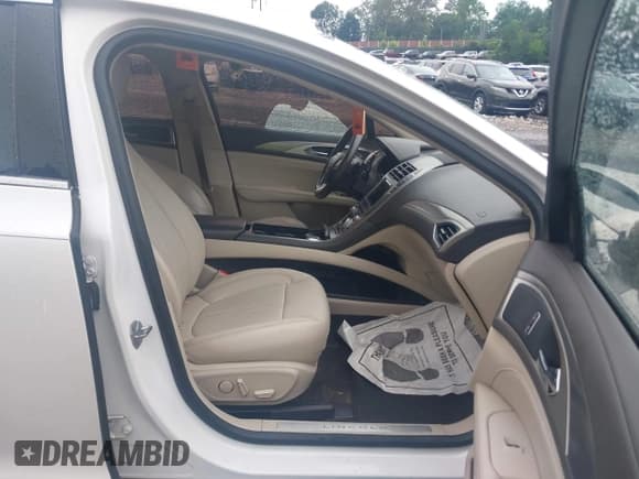 ✅ 2018 Lincoln MKZ Premiere • VIN: 3LN6L5A94JR629088 • Lot: 42651702. Listed on IAAI with 106,789 mi. Free auction sales archive from the USA and detailed vehicle history report at DreamBid. Image 5.