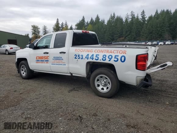 ✅ 2019 Chevrolet Silverado 1500 Work Truck • VIN: 2GCRCNEC4K1206931 • Lot: 84223765. Wystawiony na Copart z przebiegiem 113 694 mil. Bezpłatny archiwum sprzedaży aukcyjnych z USA i szczegółowy raport historii pojazdu na DreamBid. Zdjęcie 2.