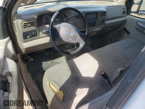 ✅ 2003 Ford F-250 XL • VIN: 1FTNX20L43EB76631 • Lot: 80699355. Listed on Copart with 850,803 mi. Free auction sales archive from the USA and detailed vehicle history report at DreamBid. Image 8.