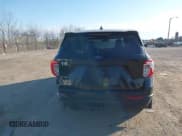 ✅ 2020 Ford Police Interceptor Utility • VIN: 1FM5K8AB5LGD08853 • Lot: 41556880. Wystawiony na IAAI z przebiegiem 90 477 mil. Bezpłatny archiwum sprzedaży aukcyjnych z USA i szczegółowy raport historii pojazdu na DreamBid. Zdjęcie 16.