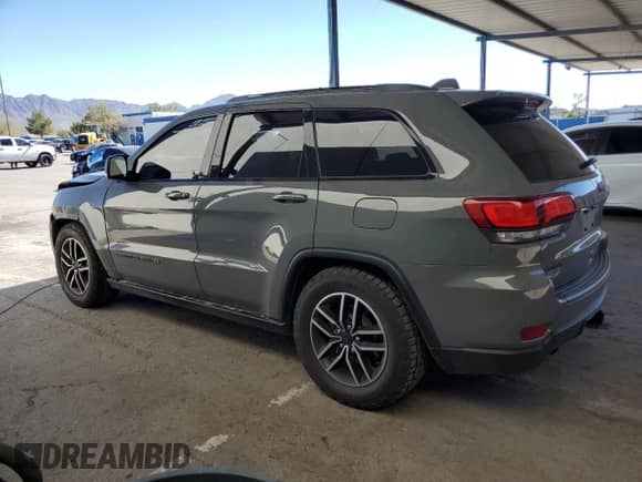 2020 Jeep Grand Cherokee Trailhawk с VIN 1C4RJFLG4LC247816, выставлен на аукционе Copart как лот 87284685 с пробегом 69 748 миль миль и Списание • Salvage title. История ставок и продаж доступна на DreamBid. Изображение 2.