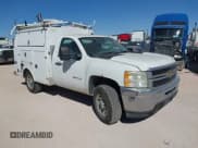 ✅ 2012 Chevrolet Silverado 2500HD Work Truck • VIN: 1GB0CVCG6CF190406 • Lot: 43661604. Wystawiony na IAAI z przebiegiem 162 753 mil. Bezpłatny archiwum sprzedaży aukcyjnych z USA i szczegółowy raport historii pojazdu na DreamBid. Zdjęcie 1.