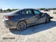 ✅ 2025 Mazda 3 S Preferred • VIN: 3MZBPACM1SM450195 • Lot: 67138405. Wystawiony na Copart z przebiegiem 10 368 mil. Bezpłatny archiwum sprzedaży aukcyjnych z USA i szczegółowy raport historii pojazdu na DreamBid. Zdjęcie 3.