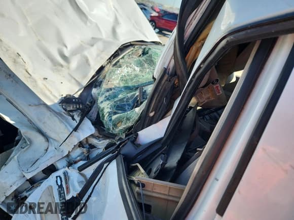 ✅ 2004 Chevrolet Silverado 2500HD LT • VIN: 1GCHC23194F122448 • Lot: 86690725. Listed on Copart with Not provided. Free auction sales archive from the USA and detailed vehicle history report at DreamBid. Image 8.