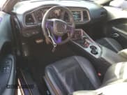 ✅ 2019 Dodge Challenger SXT • VIN: 2C3CDZGG4KH604128 • Lot: 69777353. Wystawiony na Copart z przebiegiem 25 428 mil. Bezpłatny archiwum sprzedaży aukcyjnych z USA i szczegółowy raport historii pojazdu na DreamBid. Zdjęcie 8.