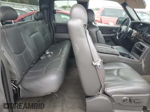 ✅ 2005 Chevrolet Silverado 1500 Z71 • VIN: 1GCEK19B45Z199888 • Лот: 62679304. Опубликован ранее на Copart с пробегом 291 092 миль. Бесплатный доступ к архиву аукционных продаж из США и подробный отчёт об истории автомобиля на DreamBid. Изображение 10.