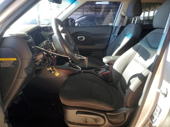 ✅ 2017 Kia Soul • VIN: KNDJN2A29H7482603 • Lot: 49154105. Listed on Copart with 185,512 mi. Free auction sales archive from the USA and detailed vehicle history report at DreamBid. Image 7.