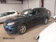 ✅ 2015 Nissan Rogue S • VIN: KNMAT2MVXFP530330 • Lot: 42881394. Wystawiony na IAAI z przebiegiem 88 020 mil. Bezpłatny archiwum sprzedaży aukcyjnych z USA i szczegółowy raport historii pojazdu na DreamBid. Zdjęcie 2.