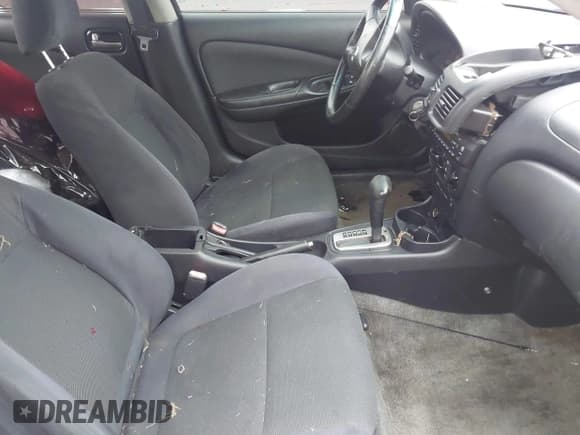 ✅ 2005 Nissan Sentra S • VIN: 3N1CB51DX5L486173 • Lot: 42852207. Wystawiony na IAAI z przebiegiem 230 047 mil. Bezpłatny archiwum sprzedaży aukcyjnych z USA i szczegółowy raport historii pojazdu na DreamBid. Zdjęcie 5.