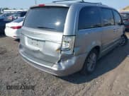 ✅ 2014 Chrysler Town & Country Touring L • VIN: 2C4RC1CG1ER176646 • Лот: 42832372. Опубликован ранее на IAAI с пробегом 123 815 миль. Бесплатный доступ к архиву аукционных продаж из США и подробный отчёт об истории автомобиля на DreamBid. Изображение 18.