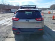 ✅ 2016 Jeep Cherokee Trailhawk • VIN: 1C4PJMBB6GW335837 • Lot: 41547478. Listed on IAAI with 236,483 mi. Free auction sales archive from the USA and detailed vehicle history report at DreamBid. Image 16.