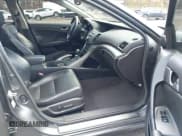 ✅ 2010 Acura TSX • VIN: JH4CU2F66AC014220 • Lot: 43494127. Wystawiony na IAAI z przebiegiem 193 573 mil. Bezpłatny archiwum sprzedaży aukcyjnych z USA i szczegółowy raport historii pojazdu na DreamBid. Zdjęcie 5.