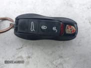 ✅ 2015 Porsche Panamera S E-Hybrid • VIN: WP0AD2A74FL040556 • Lot: 41406956. Wystawiony na IAAI z przebiegiem 167 140 mil. Bezpłatny archiwum sprzedaży aukcyjnych z USA i szczegółowy raport historii pojazdu na DreamBid. Zdjęcie 11.