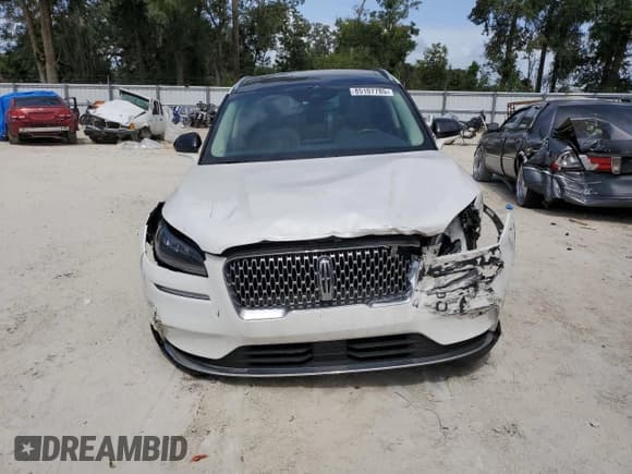 ✅ 2021 Lincoln Corsair Standard • VIN: 5LMCJ1C97MUL04248 • Lot: 85107785. Wystawiony na Copart z przebiegiem 33 951 mil. Bezpłatny archiwum sprzedaży aukcyjnych z USA i szczegółowy raport historii pojazdu na DreamBid. Zdjęcie 5.