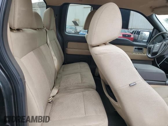 ✅ 2011 Ford F-150 XLT • VIN: 1FTFX1EF9BFA58083 • Лот: 92289145. Опубликован ранее на Copart с пробегом 184 676 миль. Бесплатный доступ к архиву аукционных продаж из США и подробный отчёт об истории автомобиля на DreamBid. Изображение 10.