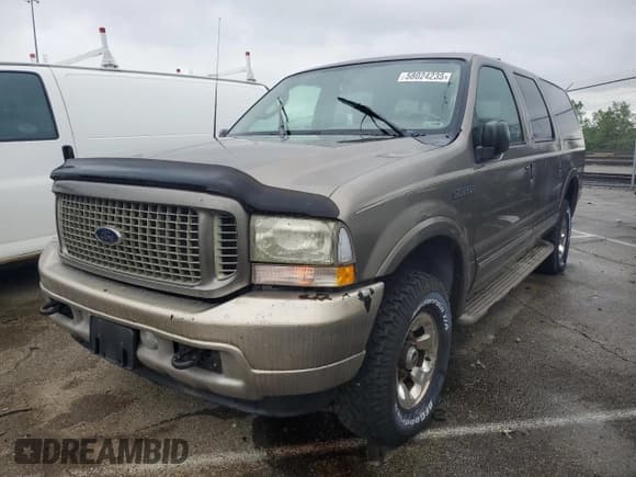 ✅ 2003 Ford Excursion Limited • VIN: 1FMNU43S03EB70747 • Лот: 58024235. Опубликован ранее на Copart с пробегом 199 836 миль. Бесплатный доступ к архиву аукционных продаж из США и подробный отчёт об истории автомобиля на DreamBid. Изображение 1.