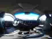 2016 Ram 1500 Tradesman z VIN 3C6JR6DG5GG239657, wystawiony jako IAAI lot #42068193 z przebiegiem 161 465 mil mil oraz . Historia ofert i sprzedaży dostępna na DreamBid. Obrazek 18.