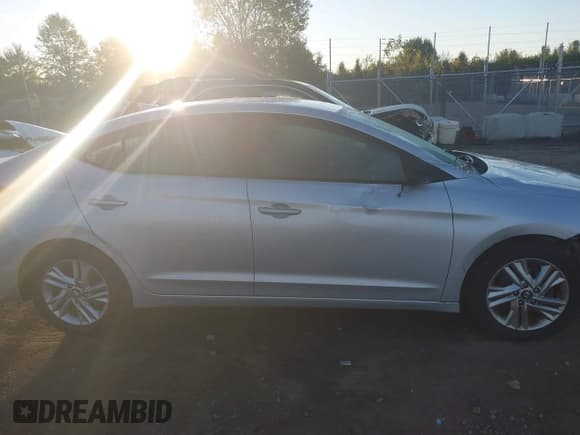 ✅ 2019 Hyundai Elantra SEL • VIN: 5NPD84LF6KH466927 • Lot: 43421078. Listed on IAAI with 112,119 mi. Free auction sales archive from the USA and detailed vehicle history report at DreamBid. Image 14.