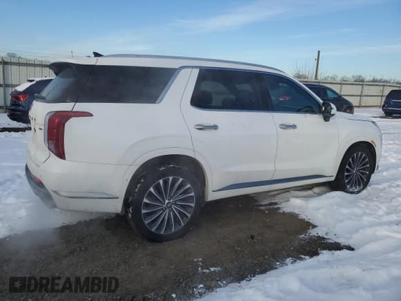 ✅ 2023 Hyundai Palisade Calligraphy • VIN: KM8R7DGE8PU542084 • Лот: 41956415. Опубликован ранее на Copart с пробегом 29 444 миль. Бесплатный доступ к архиву аукционных продаж из США и подробный отчёт об истории автомобиля на DreamBid. Изображение 3.
