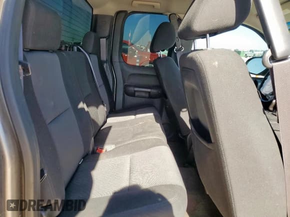 ✅ 2013 GMC Sierra 1500 SLE • VIN: 1GTR1VE05DZ352678 • Лот: 91937055. Опубликован ранее на Copart с пробегом 138 338 миль. Бесплатный доступ к архиву аукционных продаж из США и подробный отчёт об истории автомобиля на DreamBid. Изображение 10.