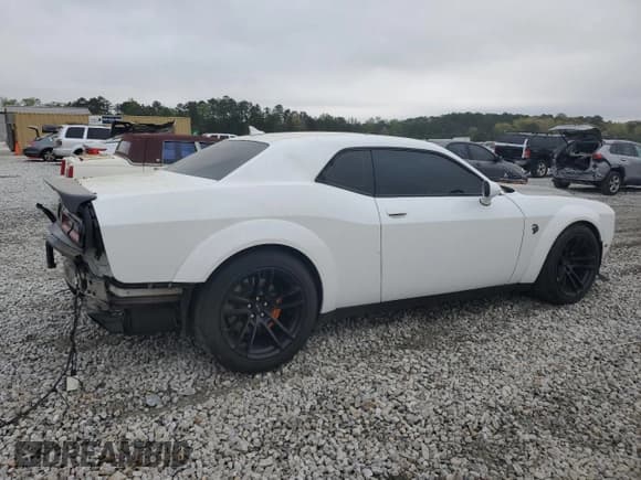 ✅ 2021 Dodge Challenger SRT Hellcat Redeye Widebody • VIN: 2C3CDZL95MH520801 • Lot: 48787295. Wystawiony na Copart z przebiegiem Nie podano. Bezpłatny archiwum sprzedaży aukcyjnych z USA i szczegółowy raport historii pojazdu na DreamBid. Zdjęcie 3.
