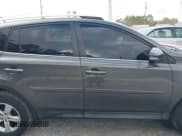 ✅ 2013 Toyota RAV4 XLE • VIN: 2T3WFREV4DW010811 • Lot: 43766574. Listed on IAAI with 228,115 mi. Free auction sales archive from the USA and detailed vehicle history report at DreamBid. Image 13.